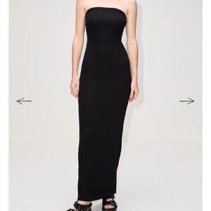 Eterne Black Strapless Maxi Dress